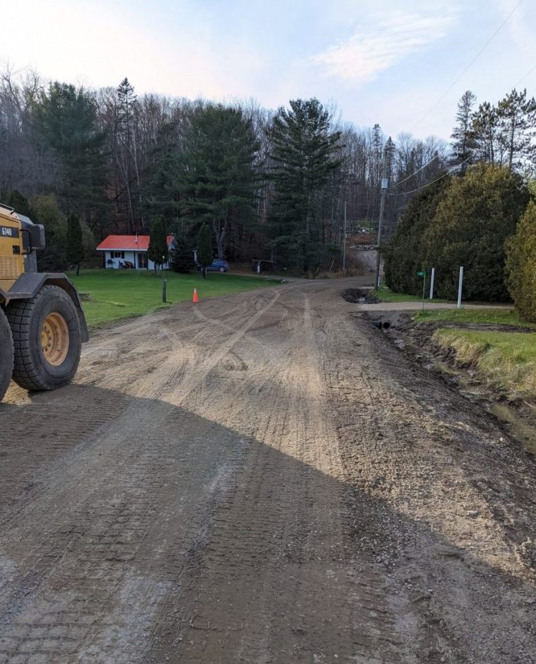 A photo of a gravel roadway in the Township of Plummer Additional.