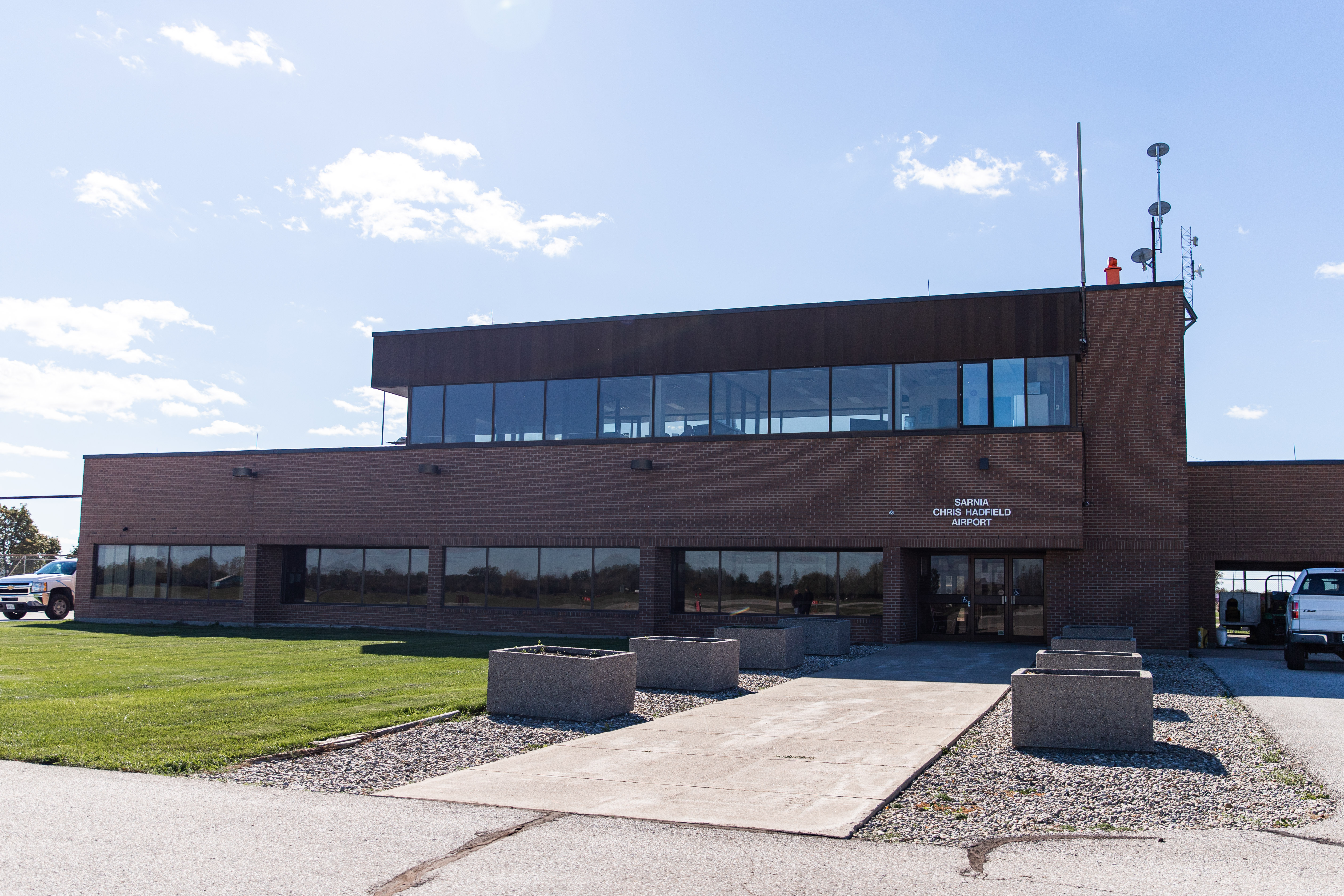 A photo of the Sarnia Chris Hatfield Airport. 